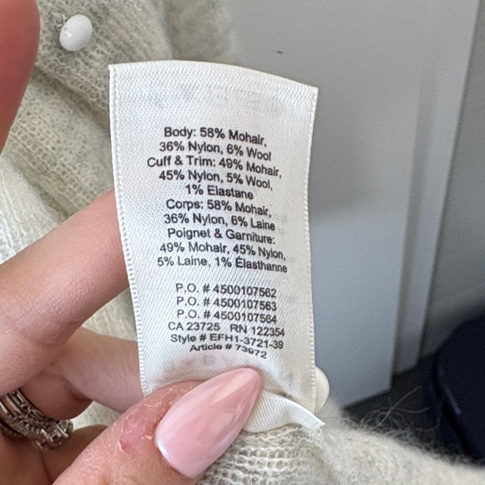 Like new lightweight Babaton cardigan - Picture 6 of 6